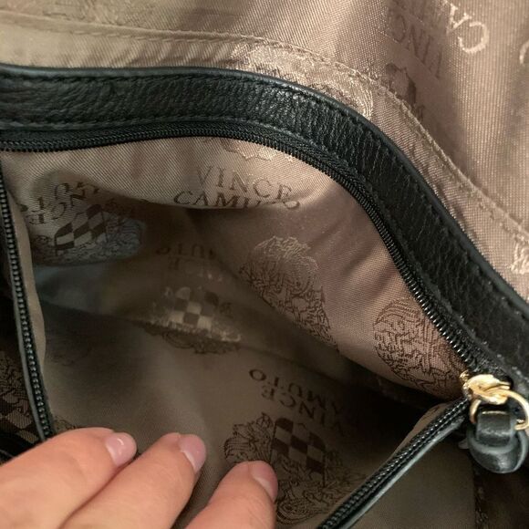 Vince Camuto black shoulder bag - Picture 6 of 8